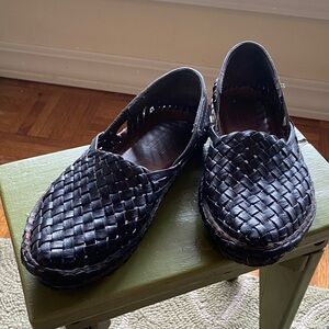 Women’s black handmade huarache sandals